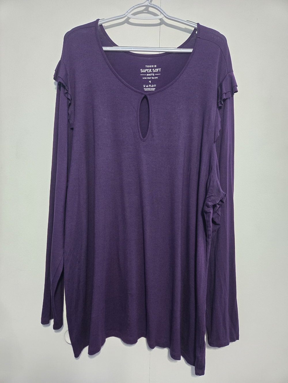 Torrid Super Soft Purple Ruffle Sleeve Keyhole Top Plus Size 4 4X